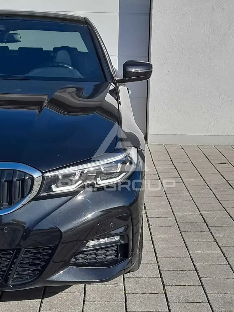 2020 BMW 320