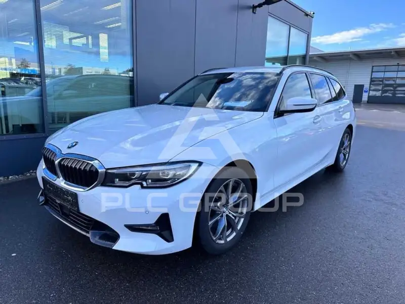 2020 BMW 320