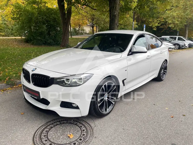 2020 BMW 320