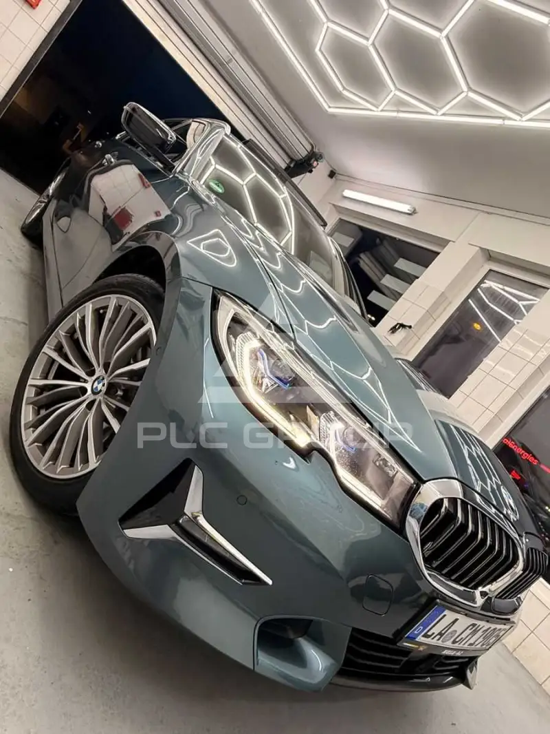 2020 BMW 320
