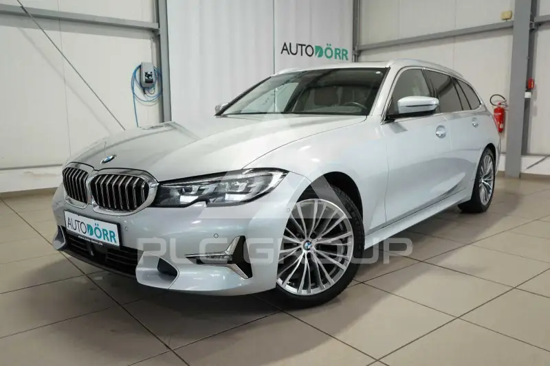 2020 BMW 320