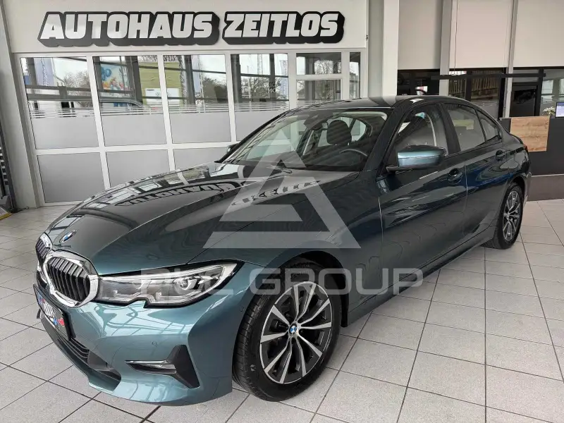 2020 BMW 320
