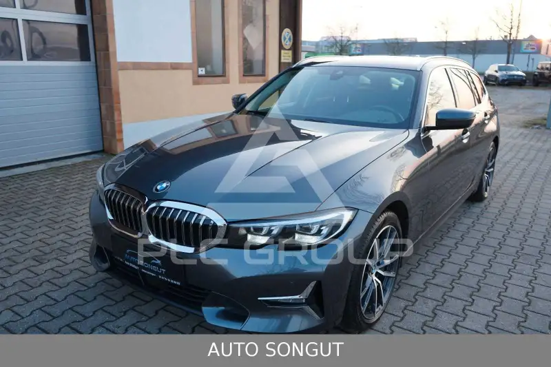 2020 BMW 320