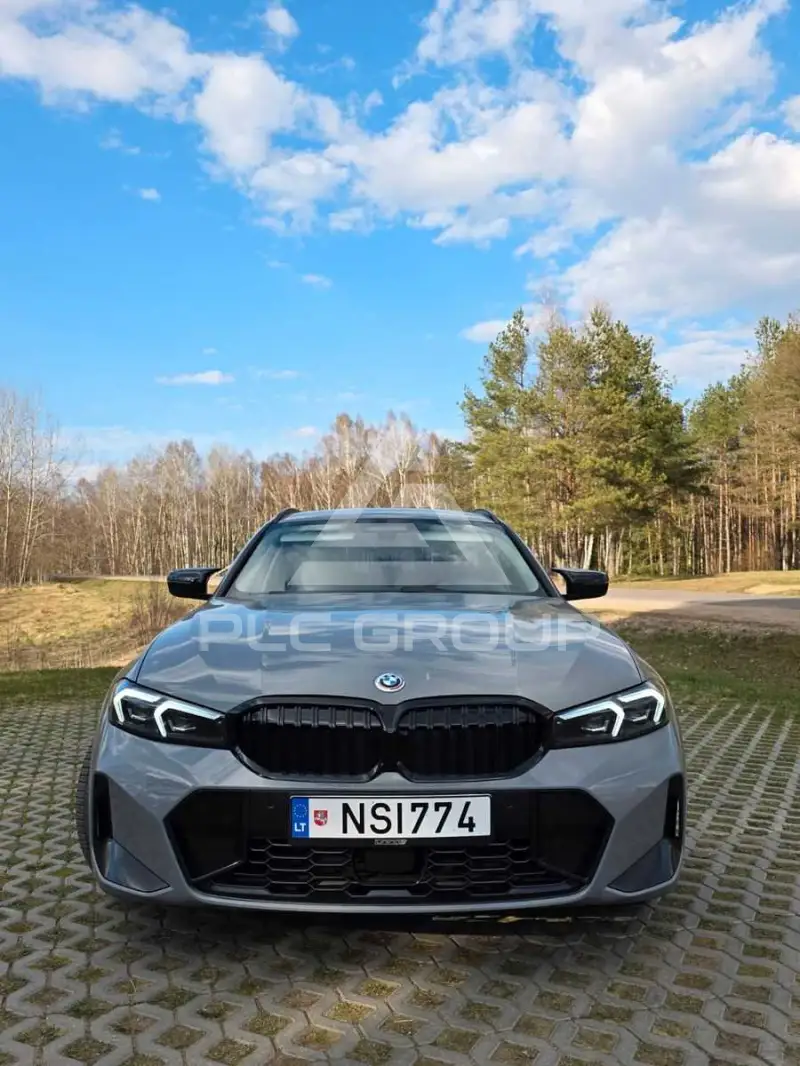 2020 BMW 320