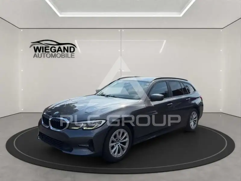 2020 BMW 320