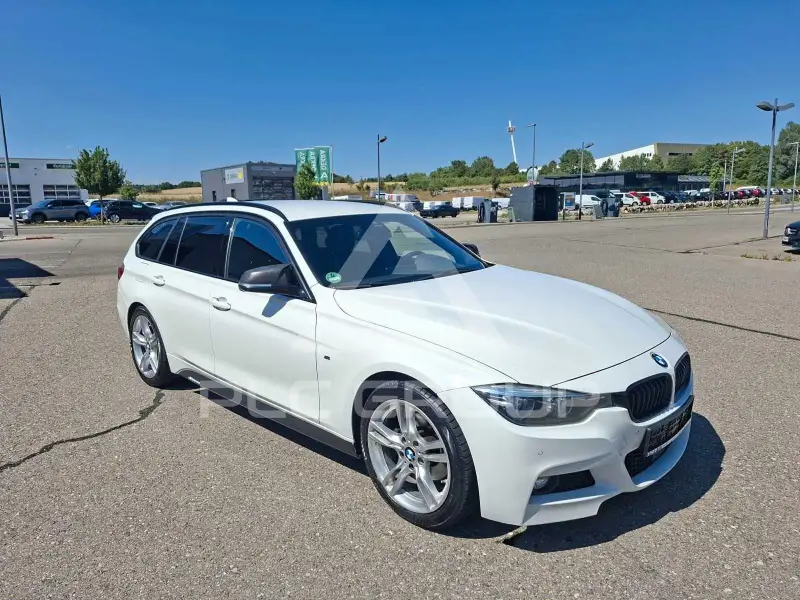 2020 BMW 320
