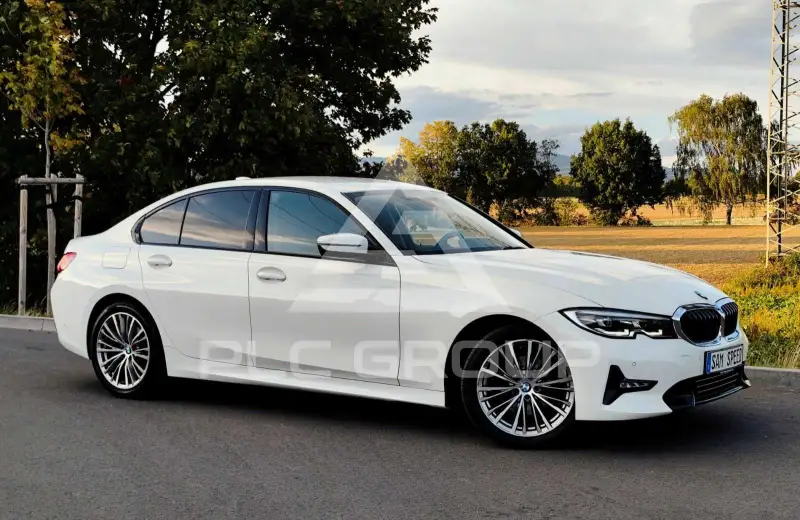 2020 BMW 320