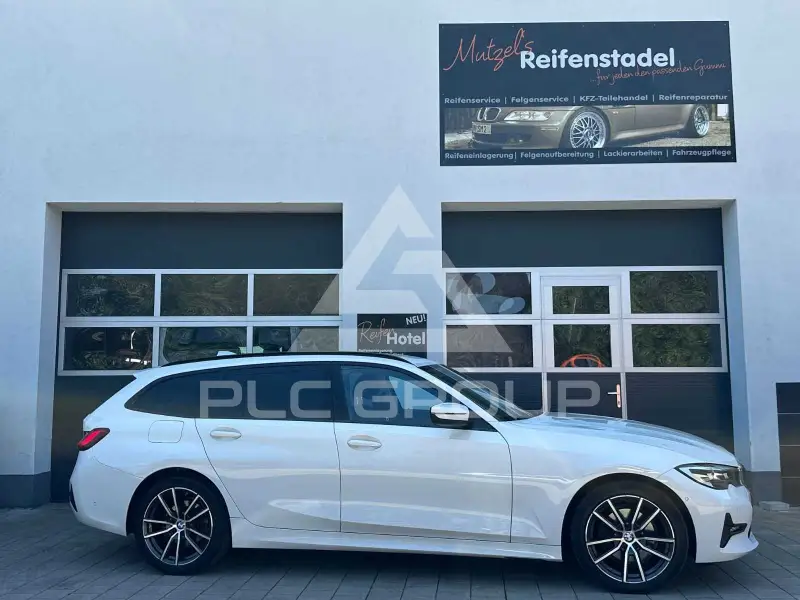 2020 BMW 320