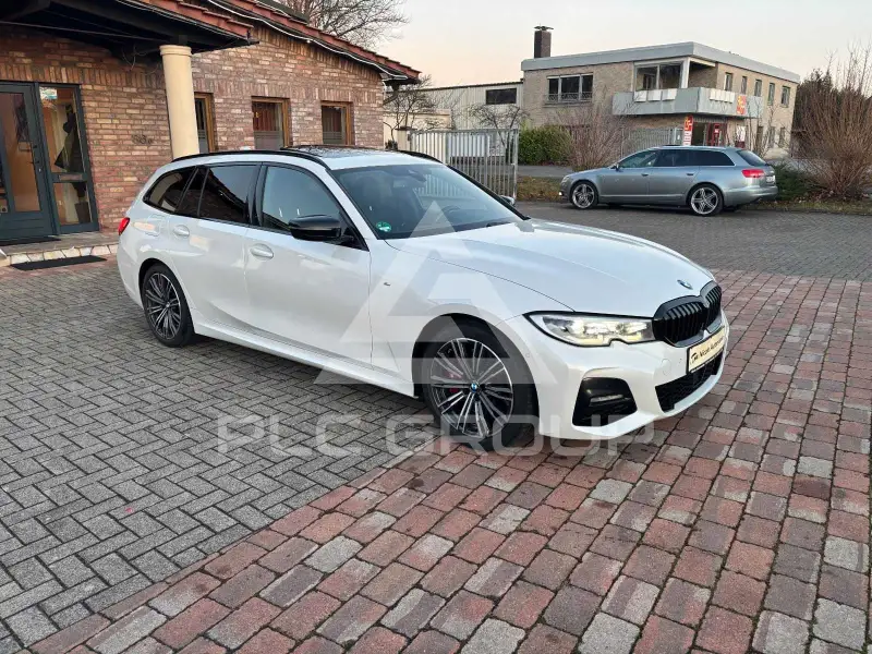 2020 BMW 320