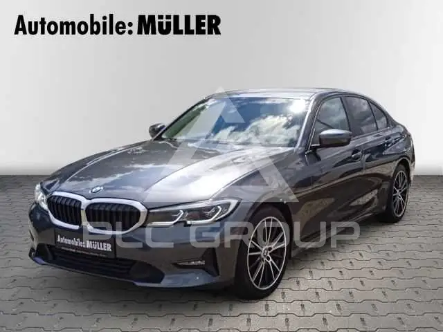 2020 BMW 320
