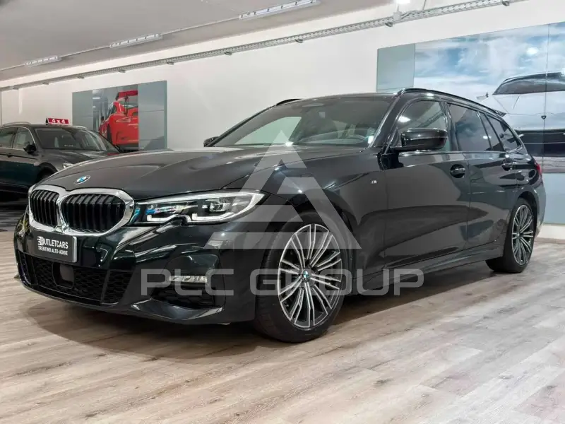 2020 BMW 320