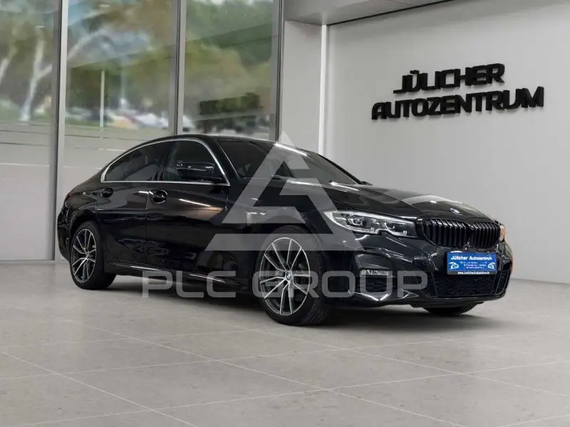 2020 BMW 330