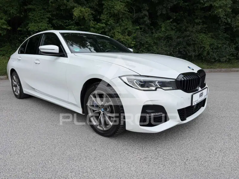2020 BMW 330