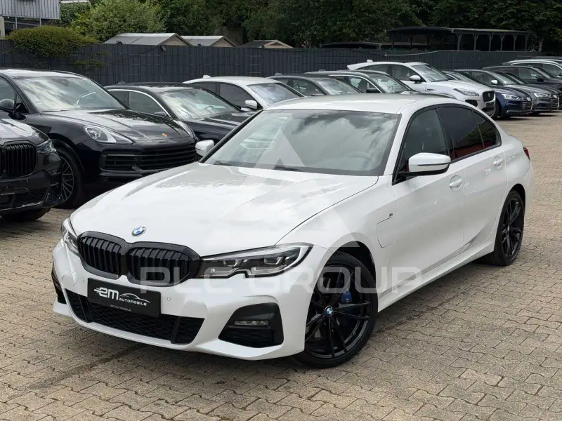 2020 BMW 330