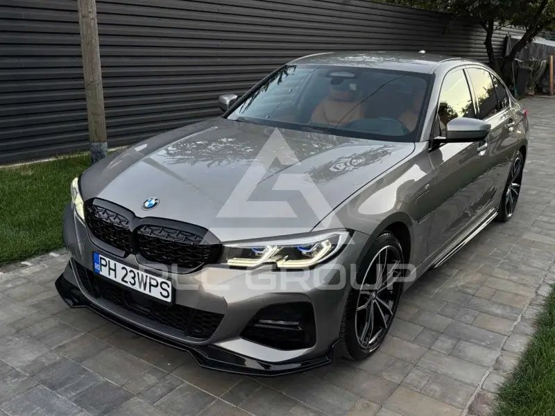 2020 BMW 330