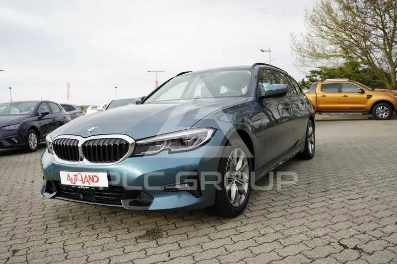 2020 BMW 330