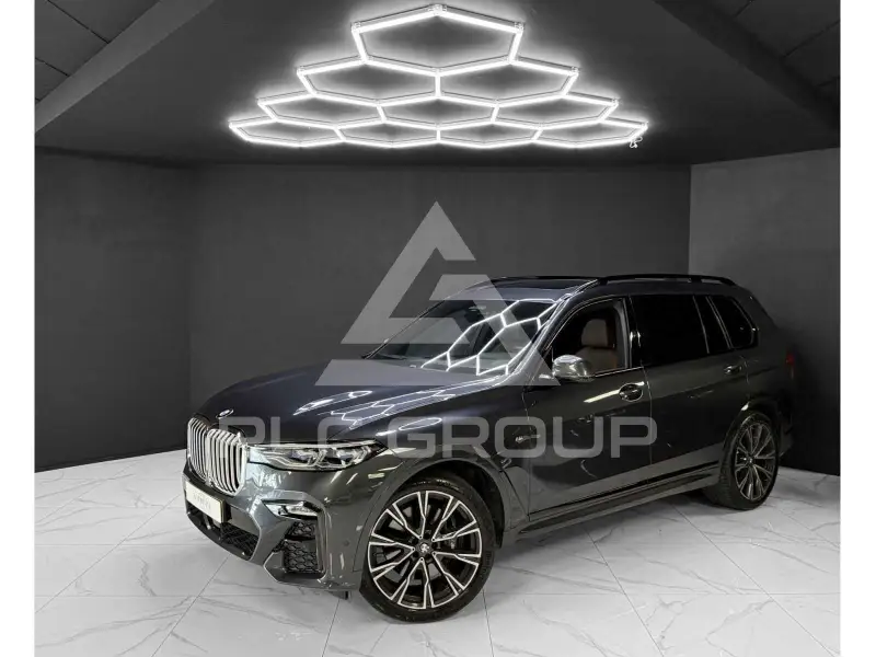 2020 BMW X7