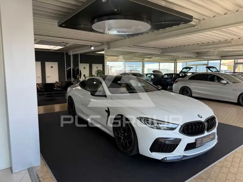 2020 BMW M8
