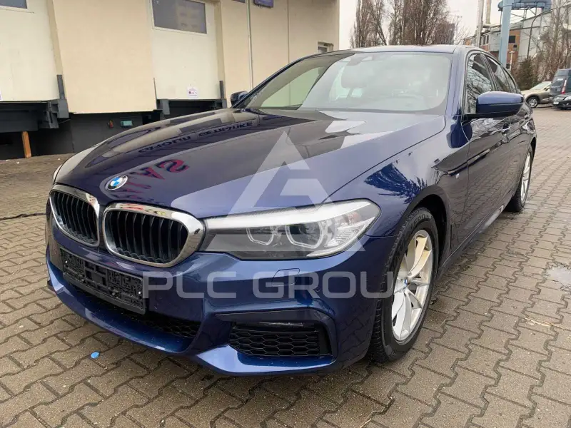 2020 BMW 520