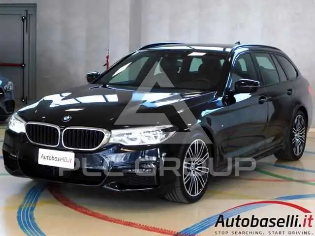 2020 BMW 520
