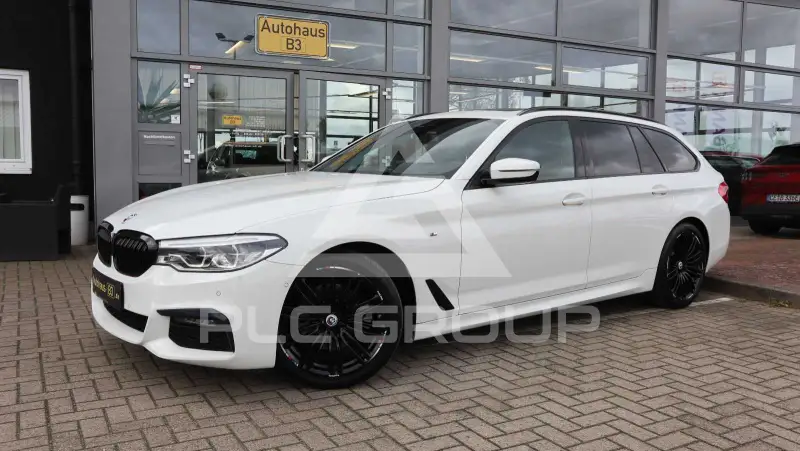 2020 BMW 520