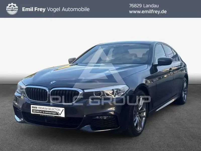 2020 BMW 520