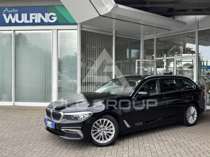 2020 BMW 520
