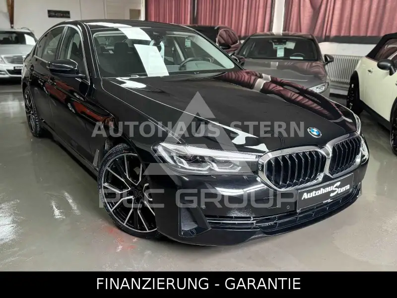 2020 BMW 520
