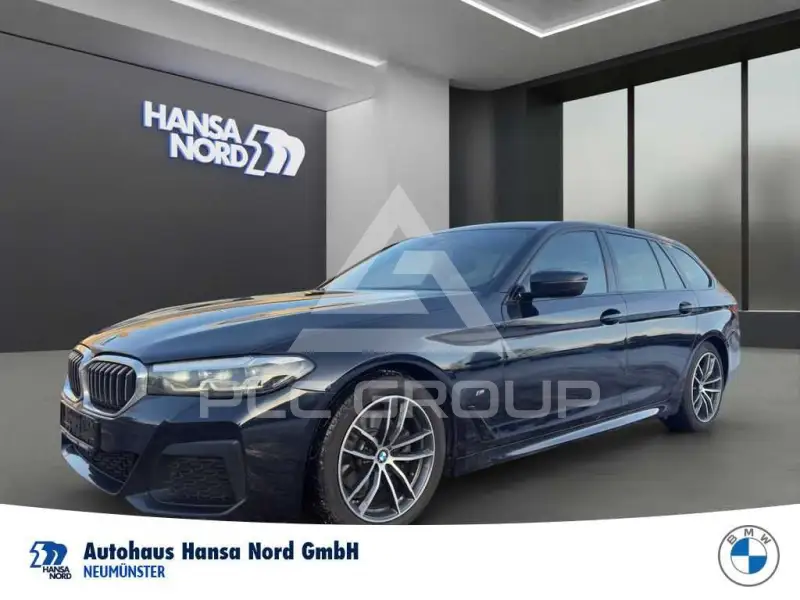 2020 BMW 520