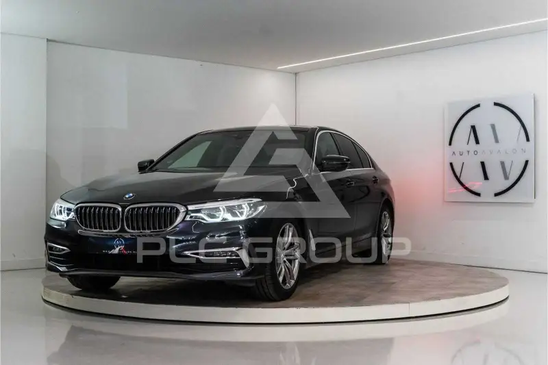 2020 BMW 520