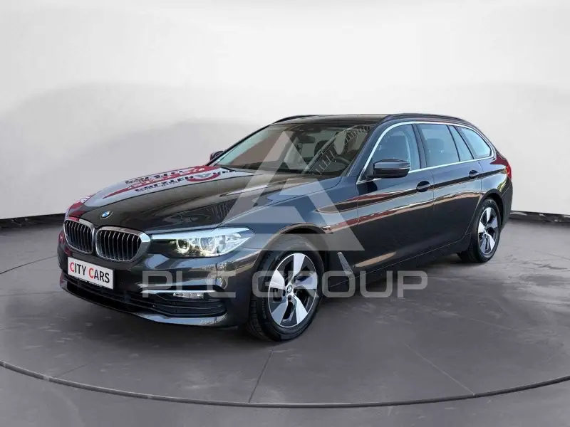 2020 BMW 520