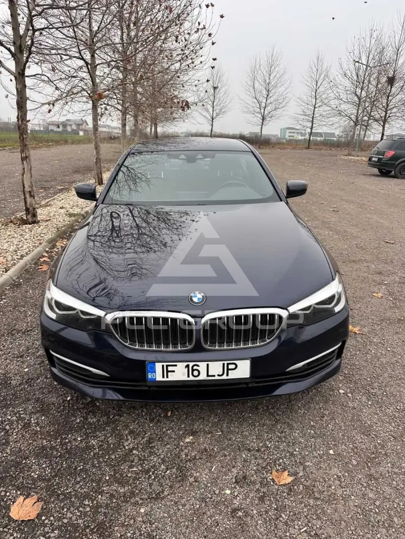 2020 BMW 520