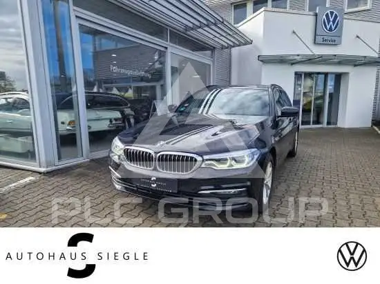 2020 BMW 520