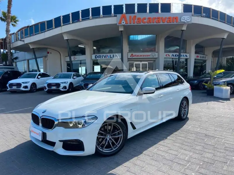2020 BMW 520