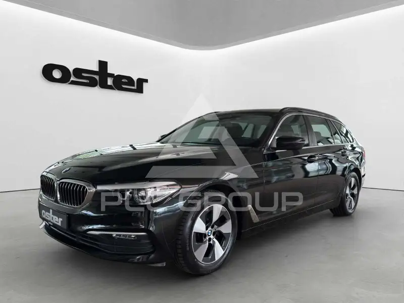 2020 BMW 520