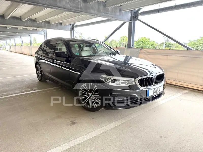 2020 BMW 520