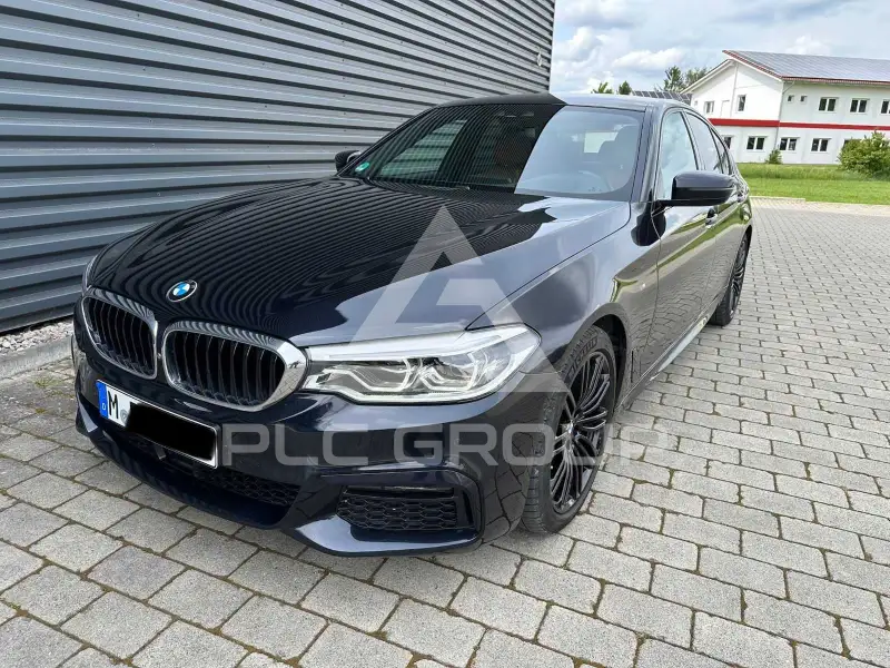 2020 BMW 520