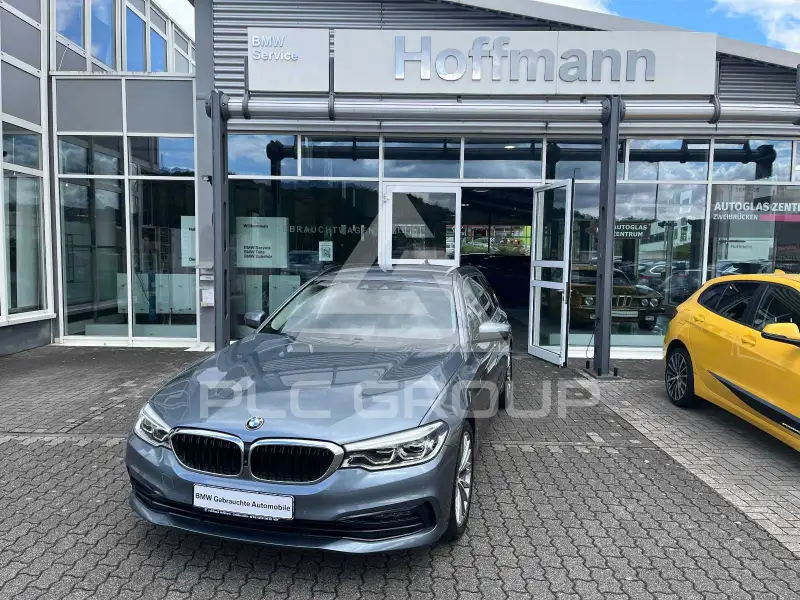 2020 BMW 520