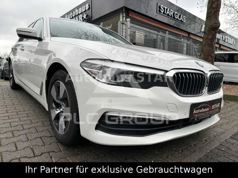 2020 BMW 520