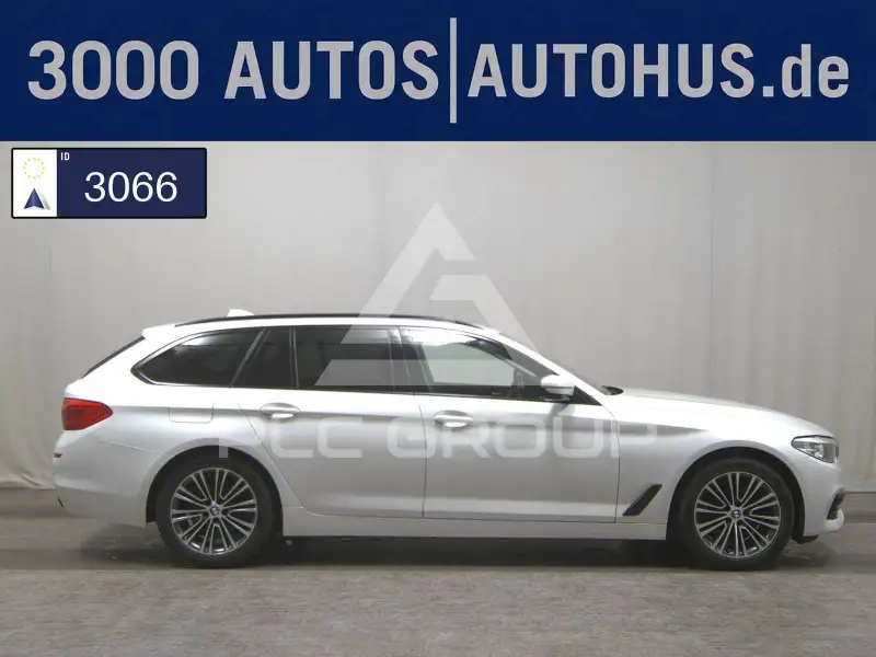 2020 BMW 520