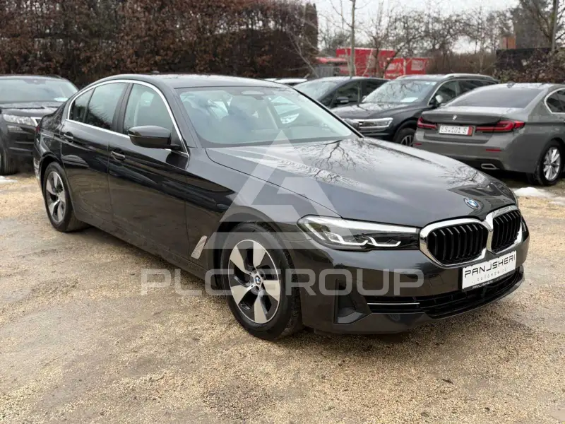 2020 BMW 520