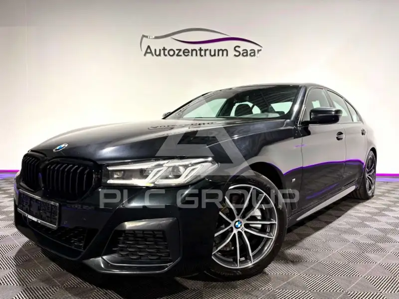 2020 BMW 520