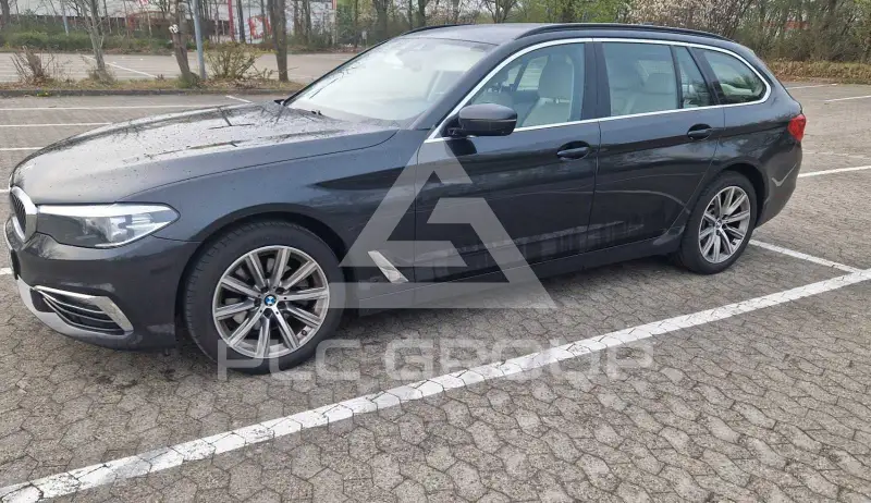 2020 BMW 520