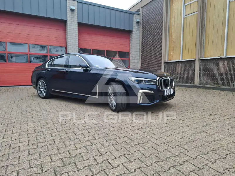 2020 BMW 730