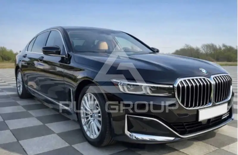 2020 BMW 730