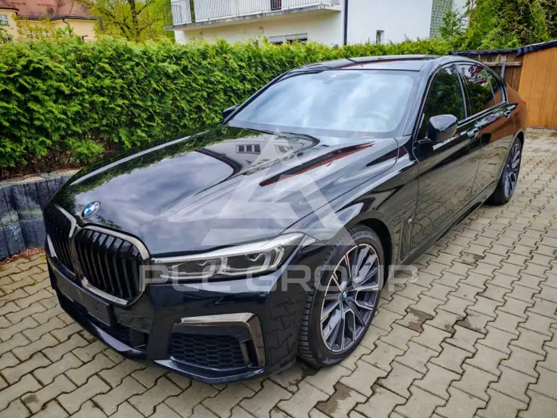 2020 BMW 730