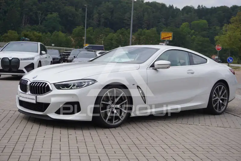 2020 BMW M8