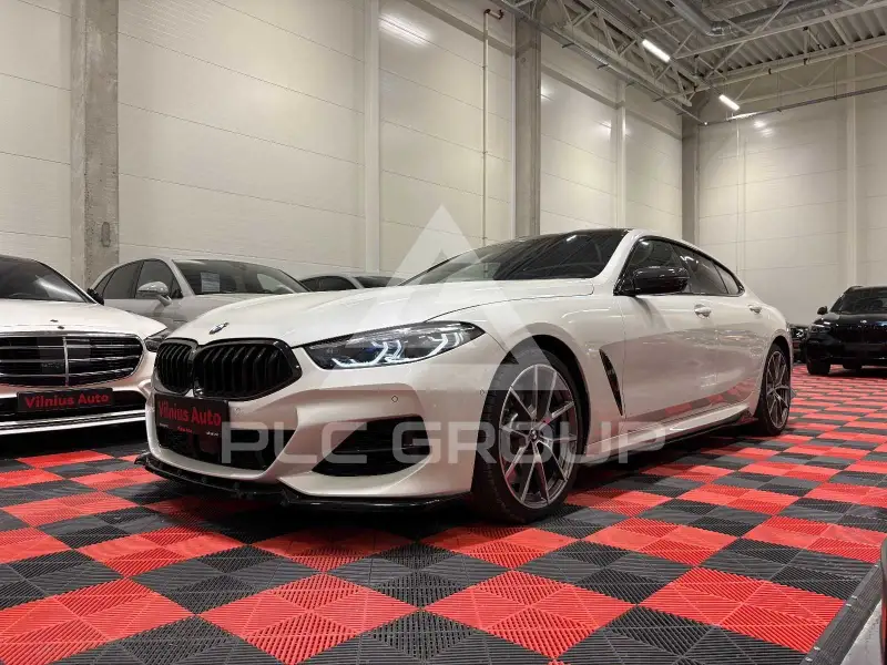 2020 BMW M8
