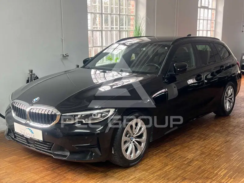 2020 BMW 318