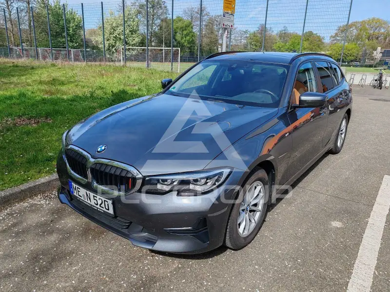 2020 BMW 318